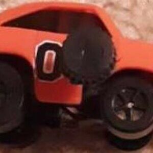 Vtg. 1980 Dukes of Hazzard General Lee Wind Up Wrist Racer Knickerbocker Toy Car